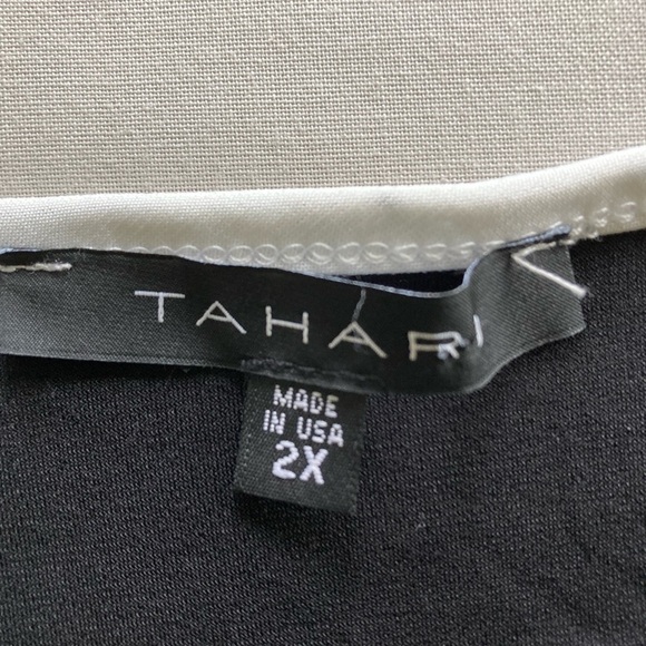 NWT Tahari USA Women’s 2X Liquid Knit Wide Leg Black & White Sleeveless Jumpsuit - Picture 6 of 9